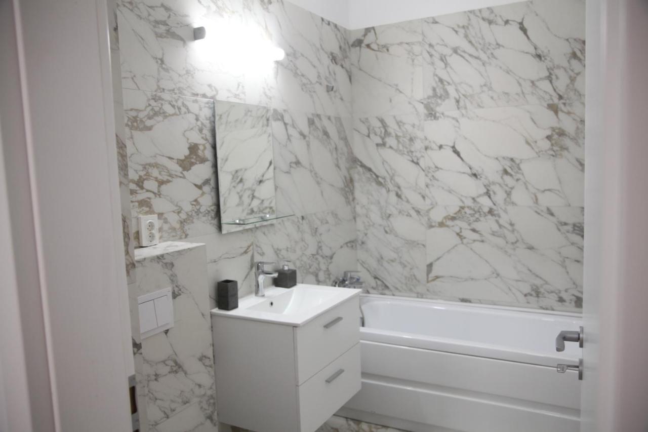 Luxury Downtown Apartment 克卢日-纳波卡 外观 照片